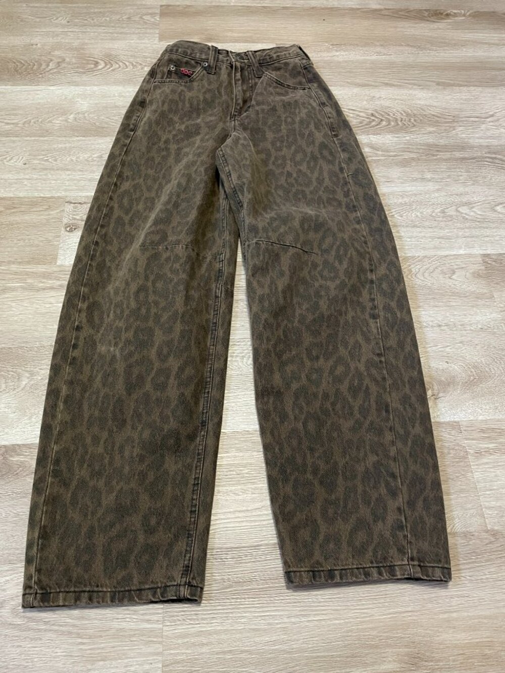 Barrel Pants - Picture 14 of 14